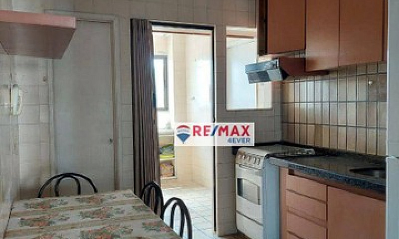 Apartamento Com 3 Do...