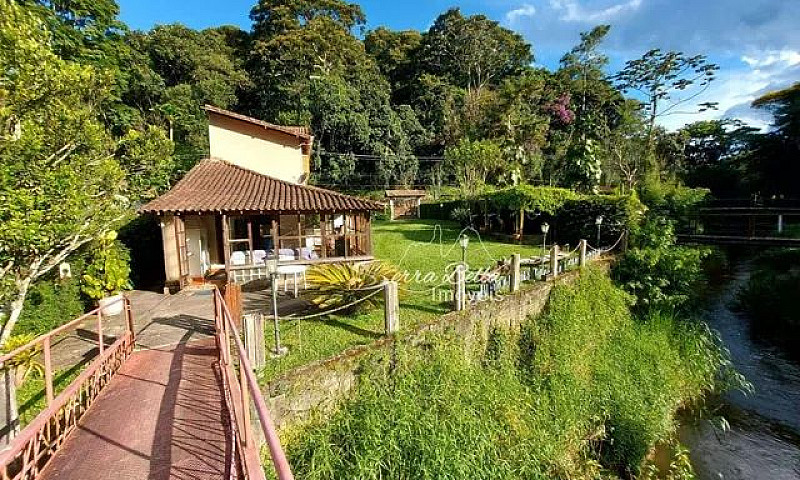 Casa De Condomínio P...