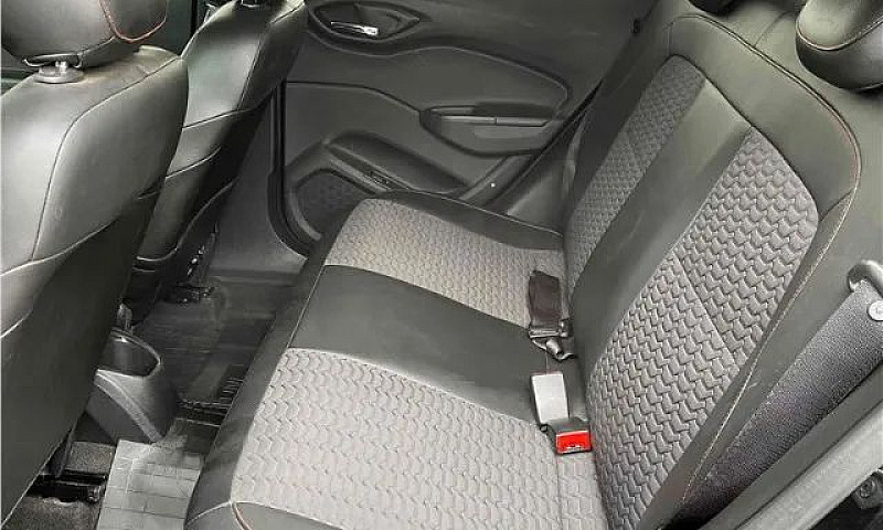 Chevrolet Onix Aut. ...