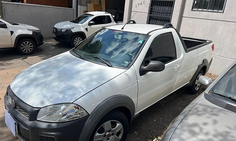 Fiat Strada Working ...