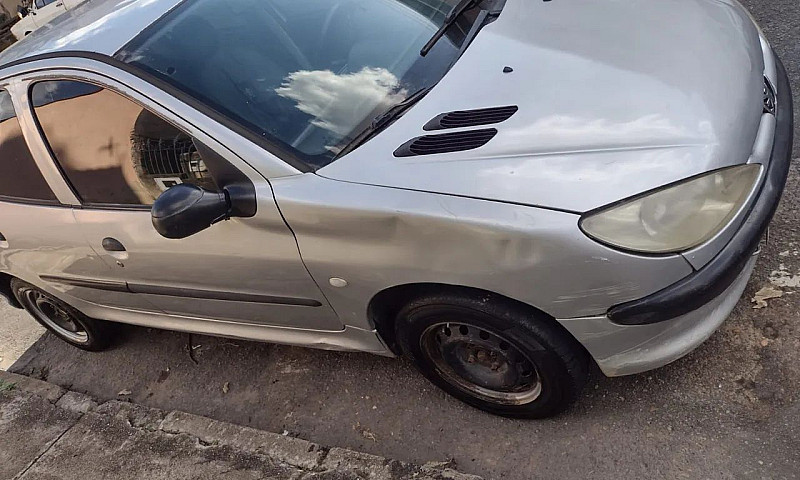 Peugeot 206 Selectio...