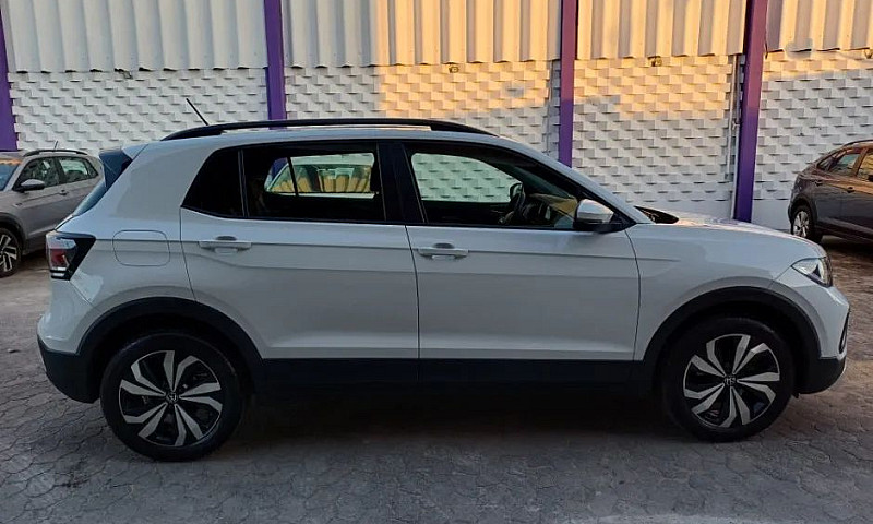 Volkswagen T-Cross 1...