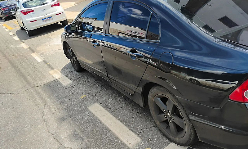 Honda Civic Sedan Lx...