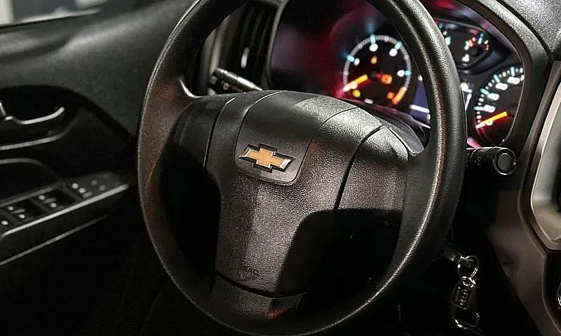 Chevrolet S10 Pick-U...