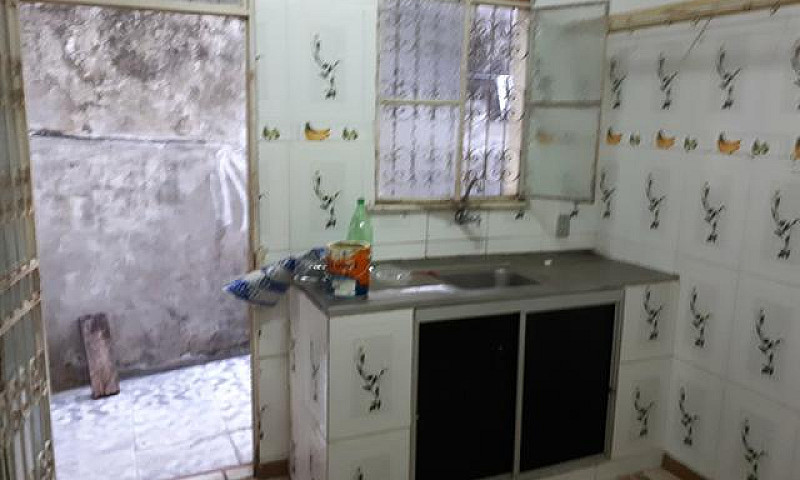 Casa Com 2 Apartamen...