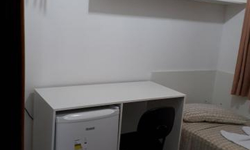 Alugo Quarto Em Pous...
