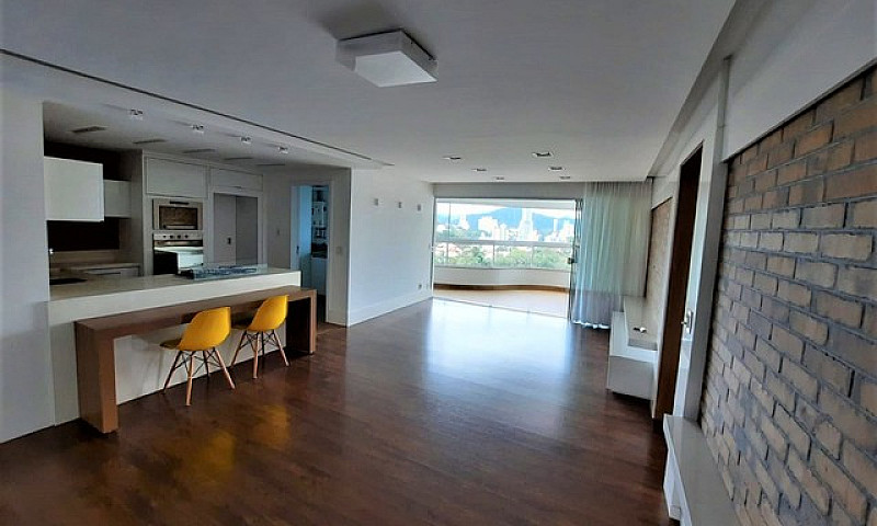 Apartamento Com Arqu...