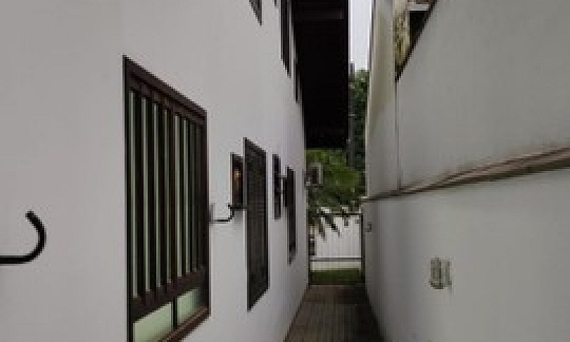 Vende Sobrado Em Joi...