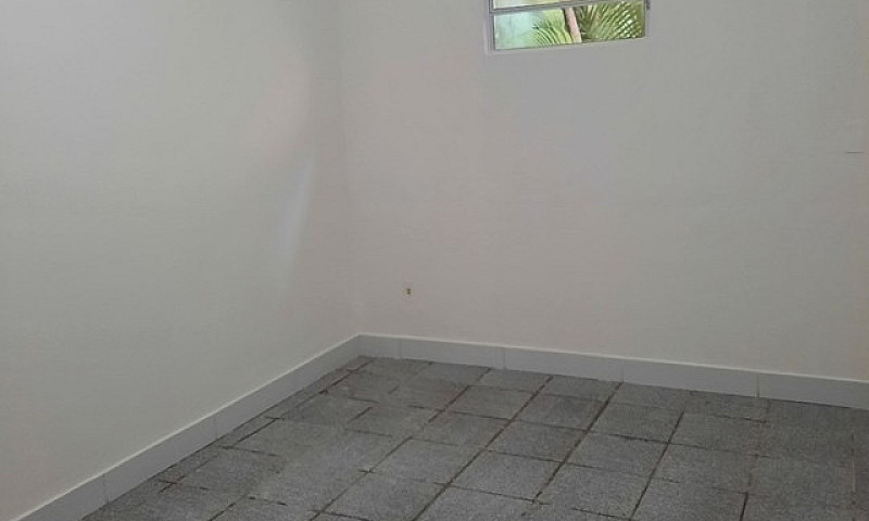 Kitnet Na Cidade Dos...