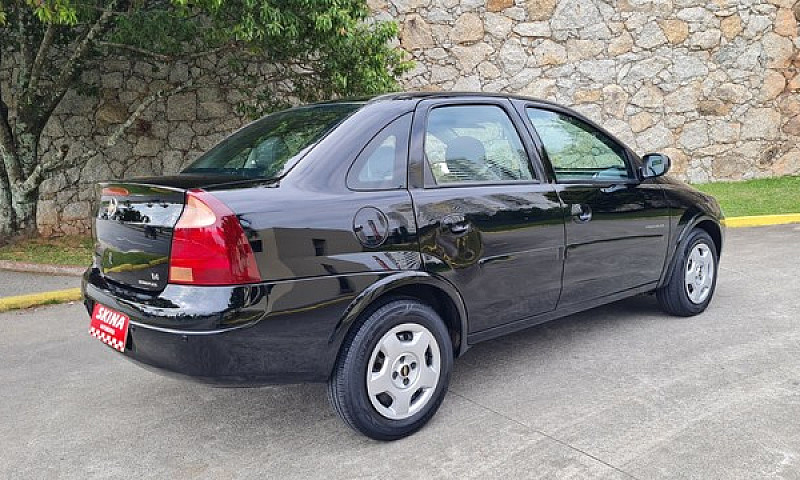 Corsa Sed. Premium 1...