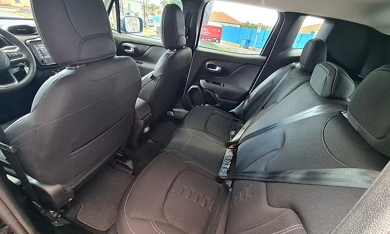 Jeep Renegade 1.8 4X...