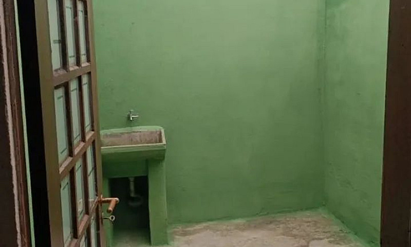 2 Cômodos E Wc Ermel...