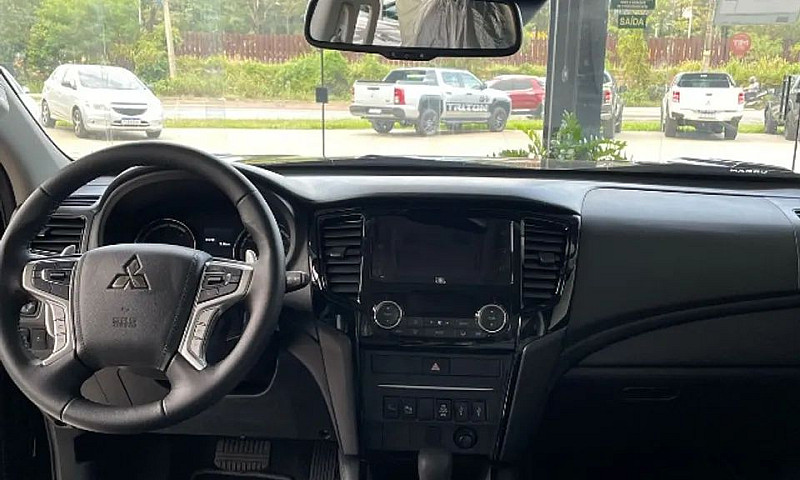 Mitsubishi L200 Trit...