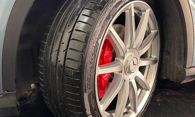 Mercedes-Benz Gla 45...