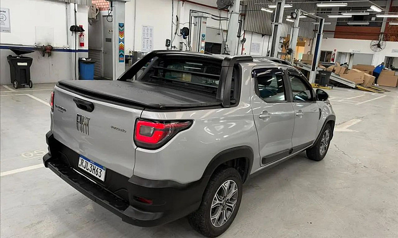Fiat Strada Volcano ...