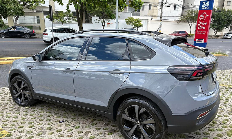Volkswagen Nivus Hig...