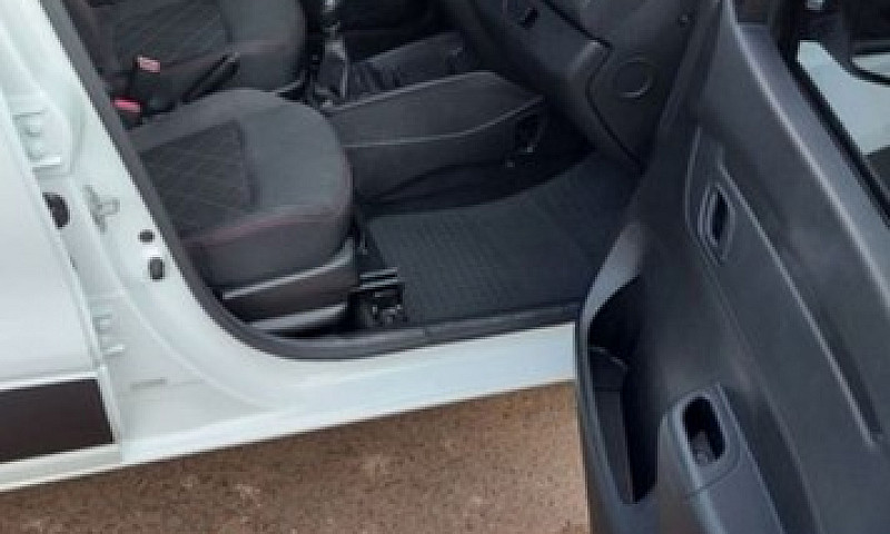 Renault 0F1 Kwid Lif...
