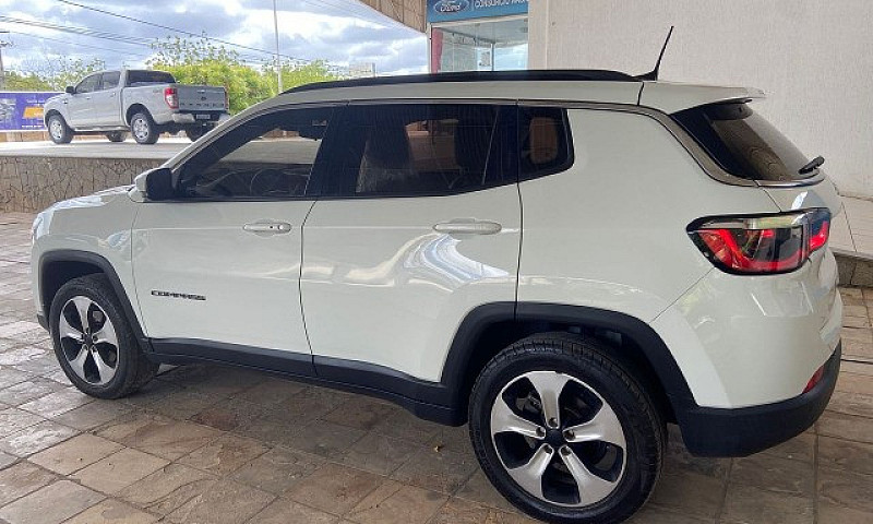 Jeep Compass Longitu...