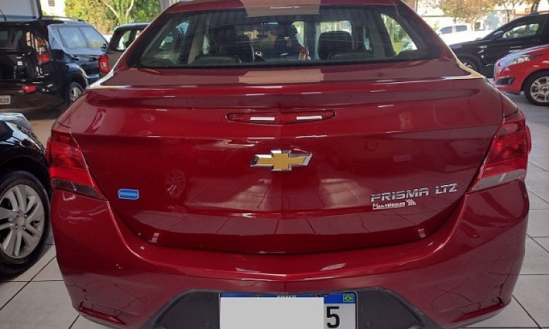 Chevrolet Prisma Ltz...