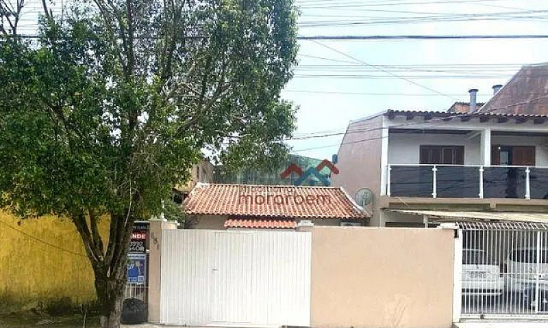 Casa Com 2 Dormitóri...