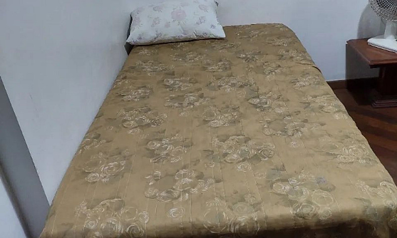 Aluga-Se Quarto Suit...