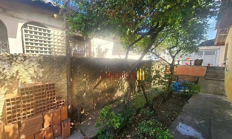 Casa Com 2 Dormitóri...