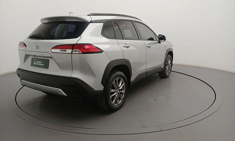 Toyota Corolla Cross...