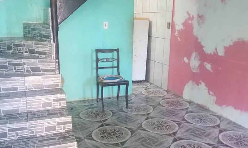 Vende-Se Esta Casa...