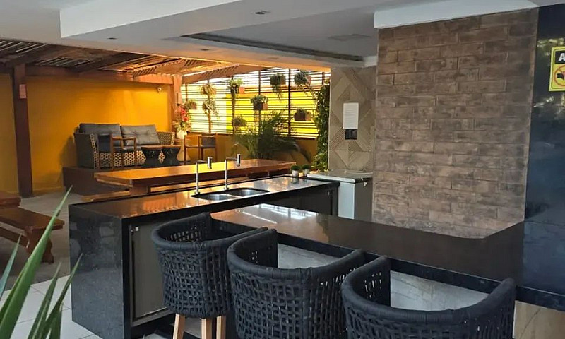 Apartamento De 100M²...