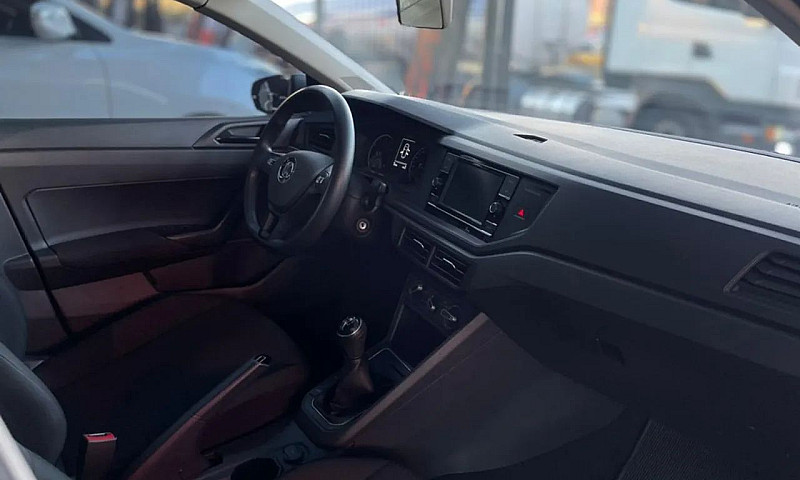 Volkswagen Polo 1.6 ...