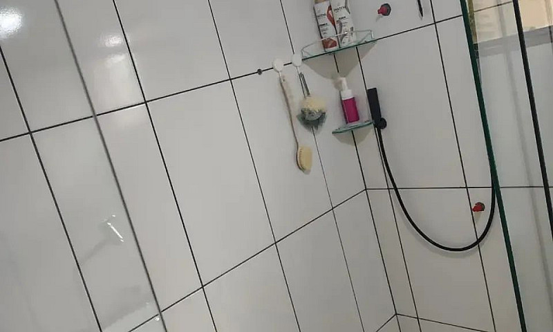 Casa Com 2 Quartos E...