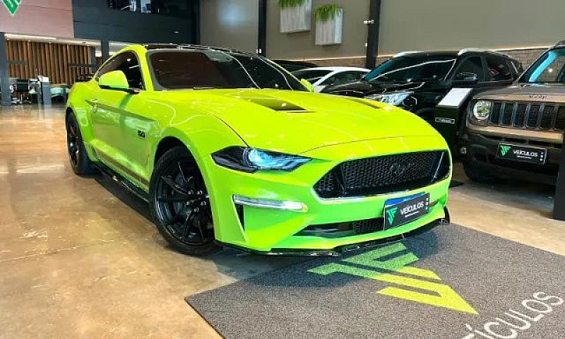 Ford Mustang Black S...