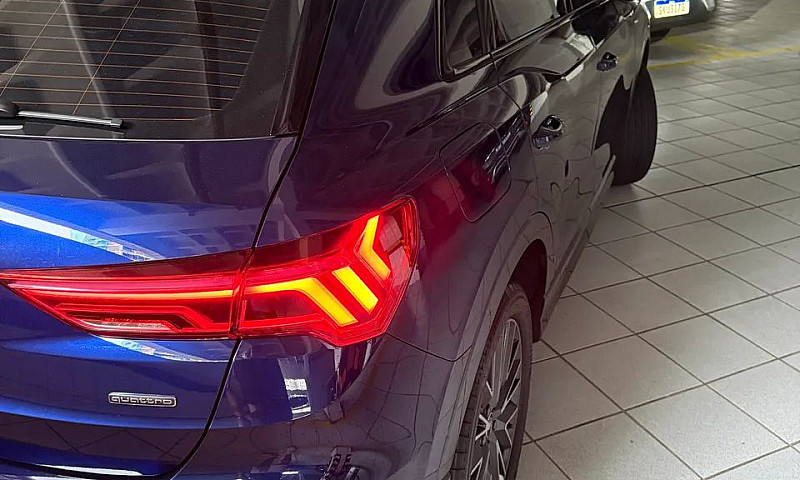 Audi Q3 Perf. Black ...