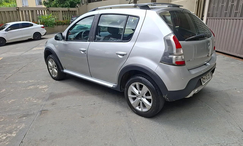 Renault Sandero Step...