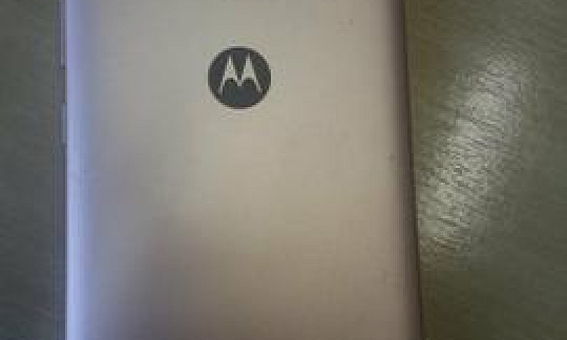 Celular Moto E 4...