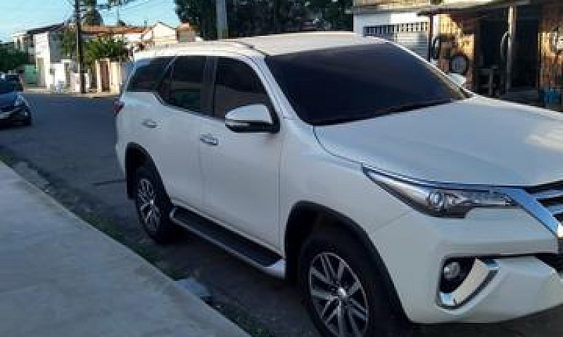 Hilux Sw4 Branca...