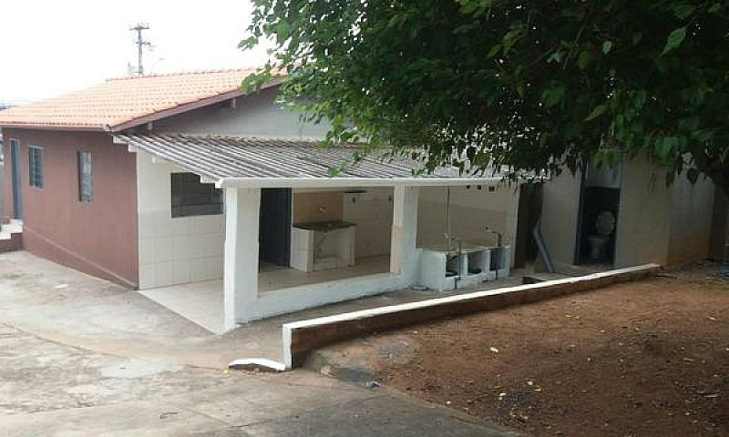 Alugo Casa 3 Quartos...