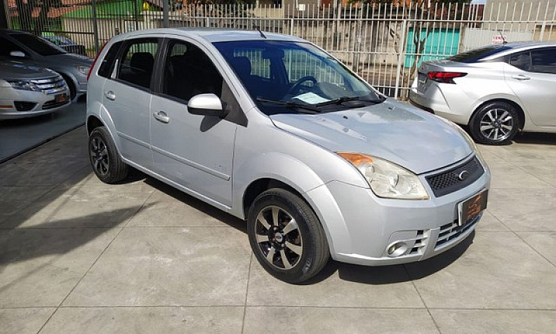 Fiesta  1.6 Flex 200...