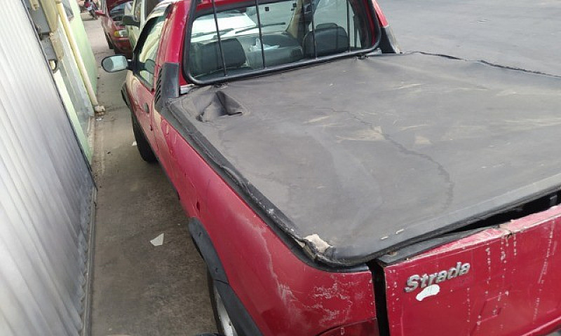 Fiat Strada 1.3 Carr...