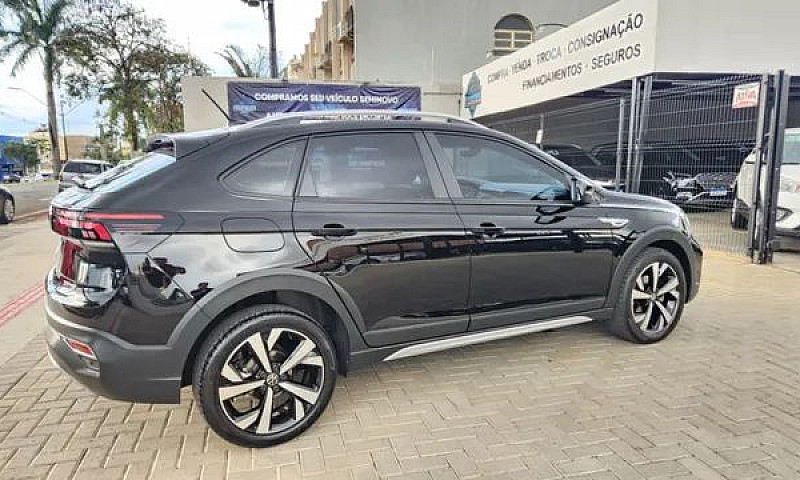 Volkswagen Nivus Hig...