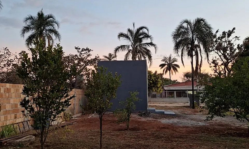 Lote 404M² Com Const...