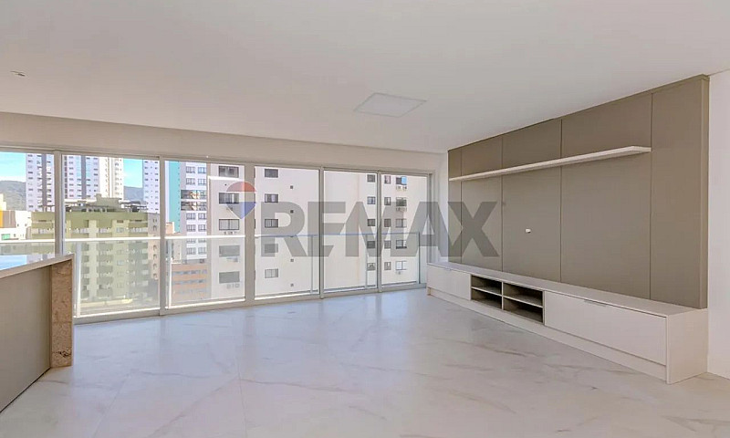 Apartamento 4 Suítes...
