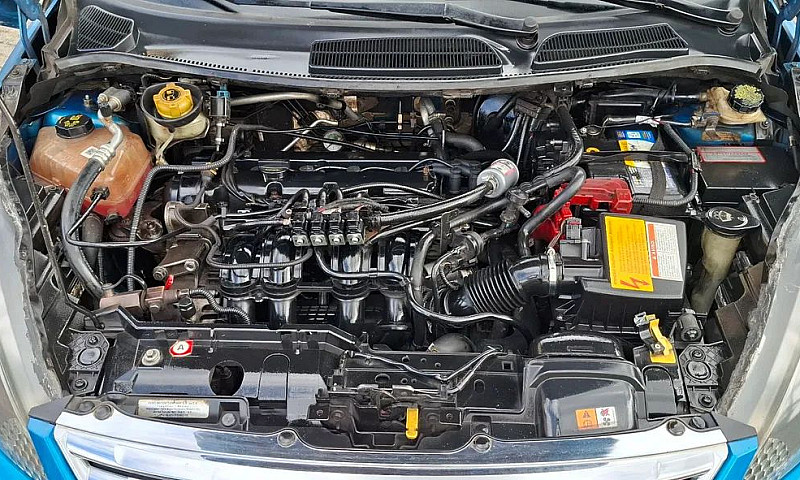 Ford Fiesta Se 1.6 1...