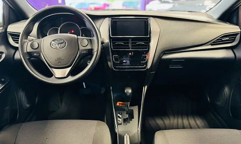 Toyota Yaris Xl 1.5 ...