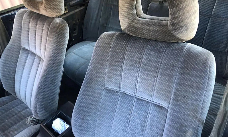 Chevrolet Caravan L/...