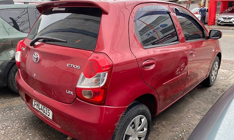 Toyota Etios Hb 1.3 ...