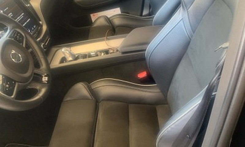 Volvo Xc60 T8 R Desi...