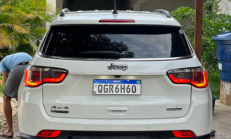 Jeep Compass Longitu...