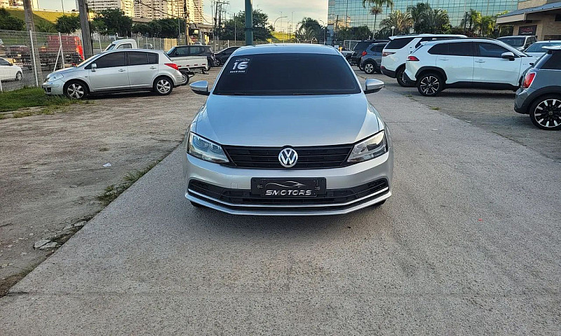 Volkswagen Jetta Tre...