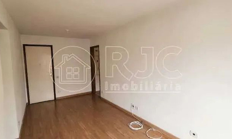 Imóvel Para Venda Po...